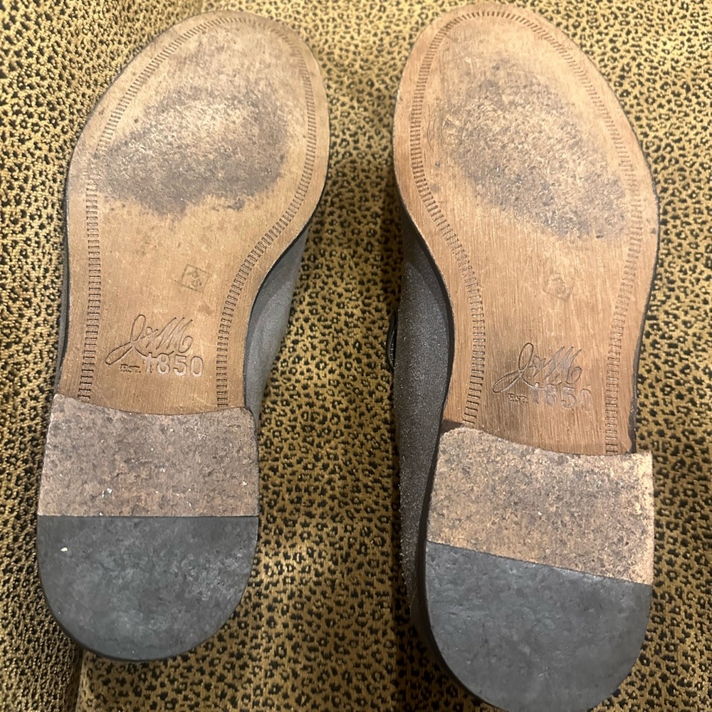 Men’s 13M gray suede slip on loafers w/rough brushed look by Johnston & Murphy - Picture 5 of 6